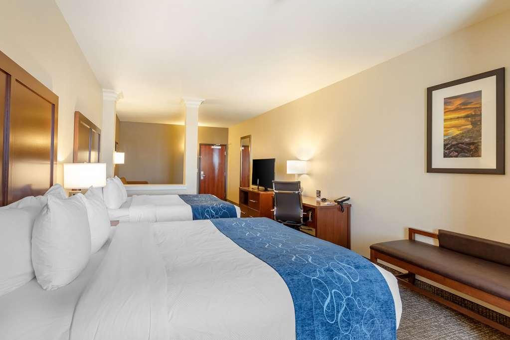Mainstay Suites Near Denver Downtown Room photo
